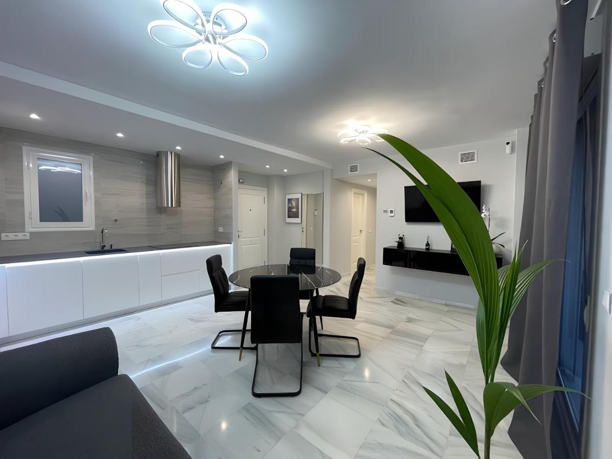 Luxury Apartment Benalmadena First Line Benalmádena Exterior foto